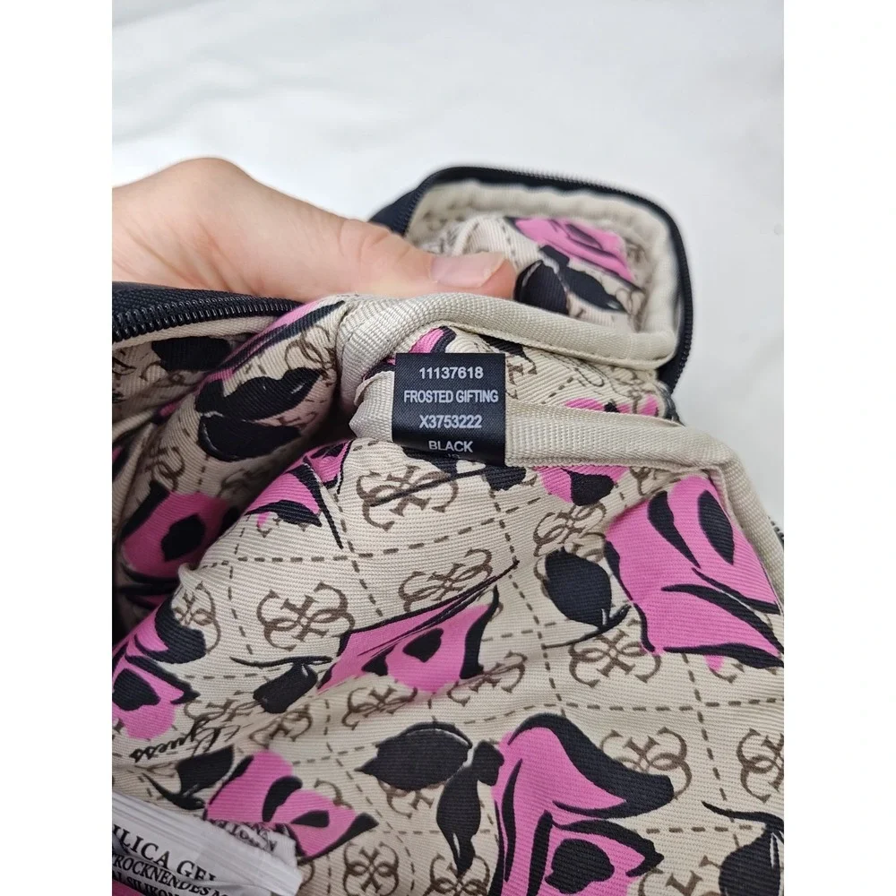 NWT GUESS Frosted Black Tablet iPad Laptop Sleeve Case Pouch Bag